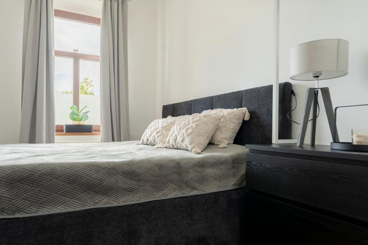 City Lounge Appartement Am Hauptbahnhof ザンクト・ペルテン エクステリア 写真