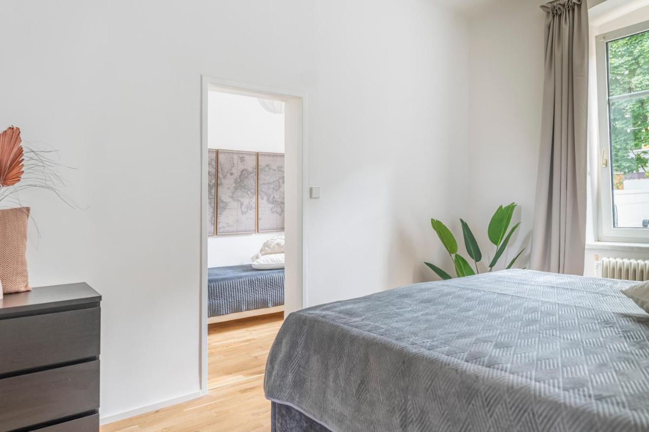 City Lounge Appartement Am Hauptbahnhof ザンクト・ペルテン エクステリア 写真
